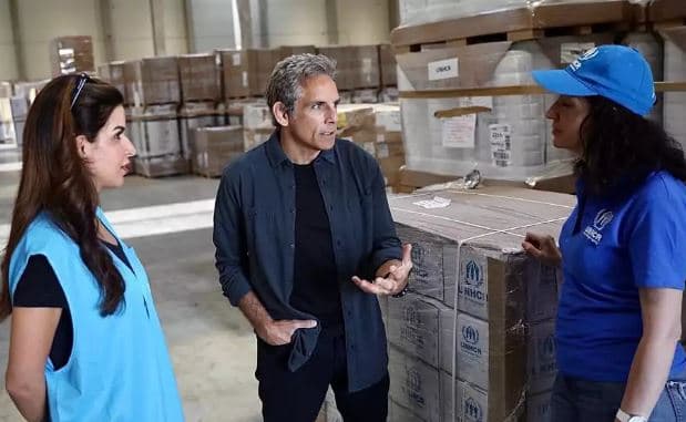 Aktori Ben Stiller takohet me refugjatët ukrainas në Poloni