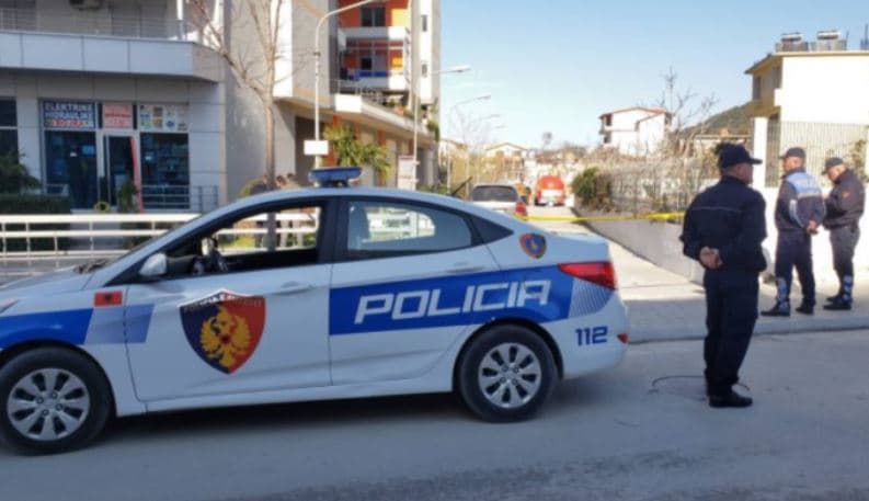 Tentoi ta mbyste bashkëshorten duke e lidhur rreth qafës me litar, arrestohet 57-vjeçari në Tiranë