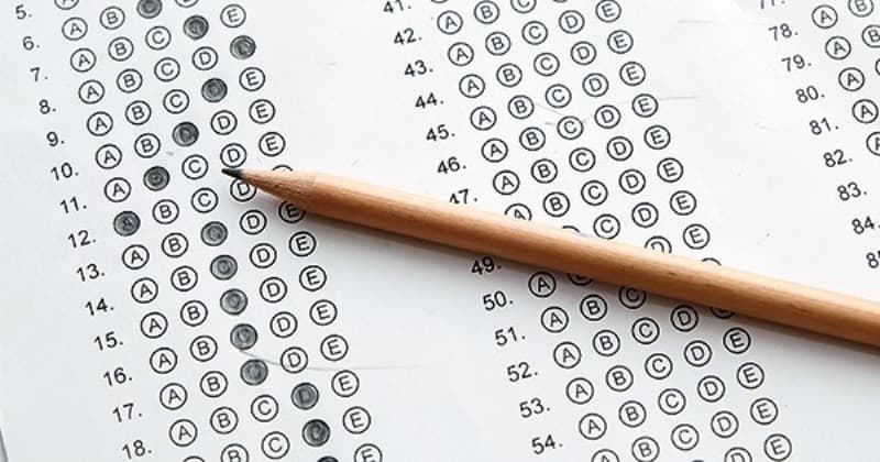Gruaja në Prishtinë hyn në test për dikë tjetër në këmbim të parave