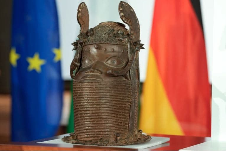 Gjermania dhe Nigeria nënshkruajnë marrëveshjen për kthimin e artefakteve të grabitura të Beninit