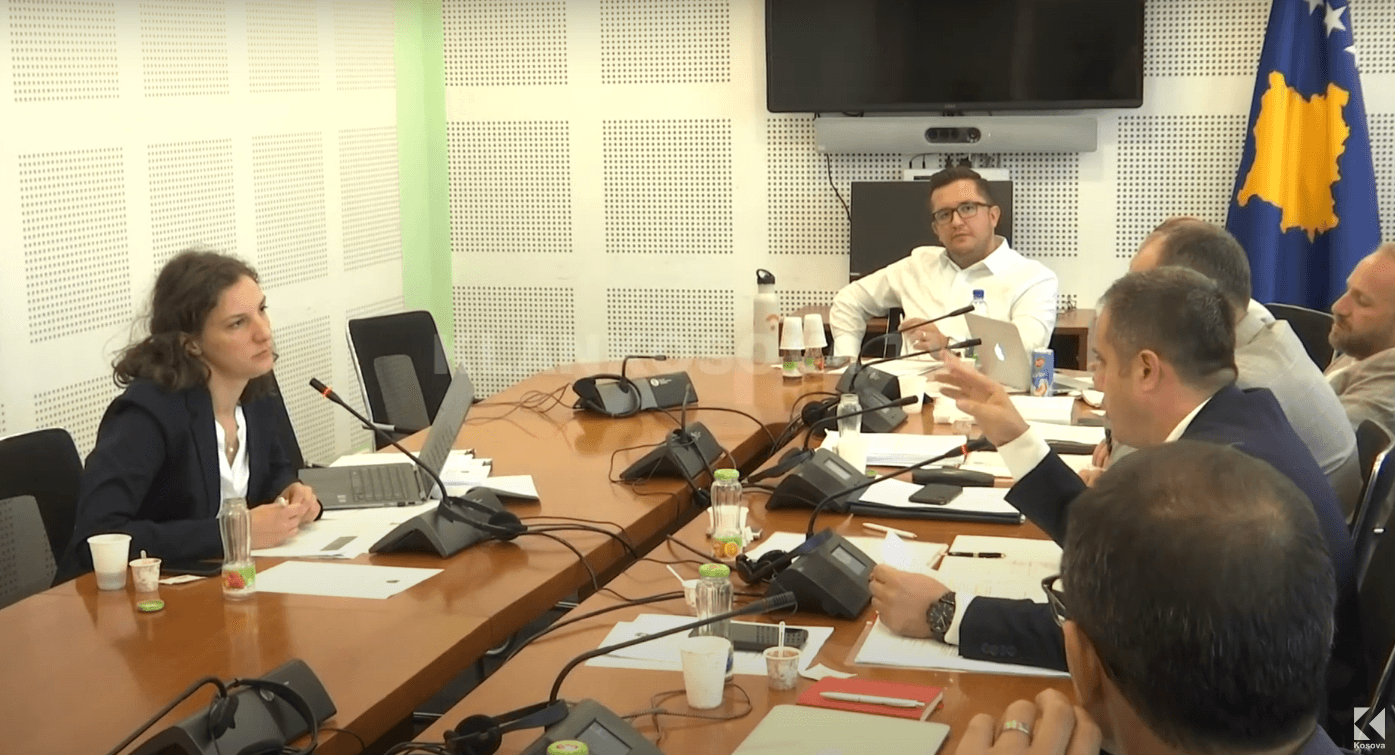 Qeveria s’parashikoi krizë rryme e as prishje të bllokut (VIDEO)