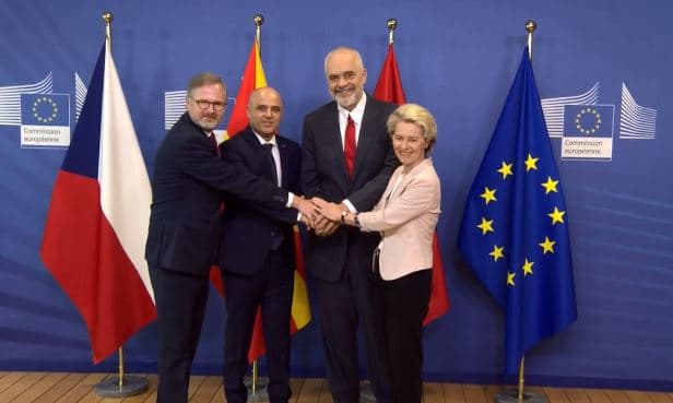 Rama dhe Kovaçevski në Bruksel, priten nga Von der Leyen