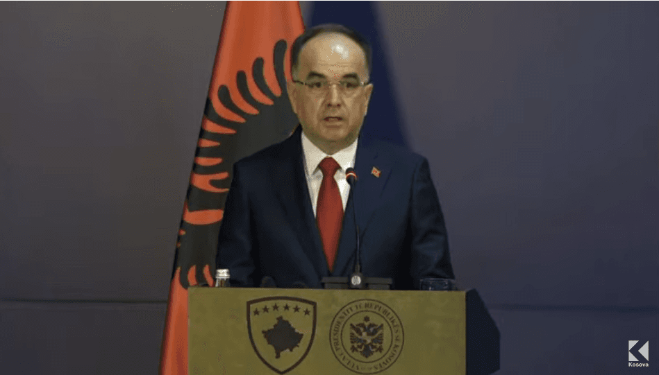 Begaj uron Bajramin: Bashkëjetesa dhe harmonia fetare për kombin tonë, vlerë e jashtëzakonshme