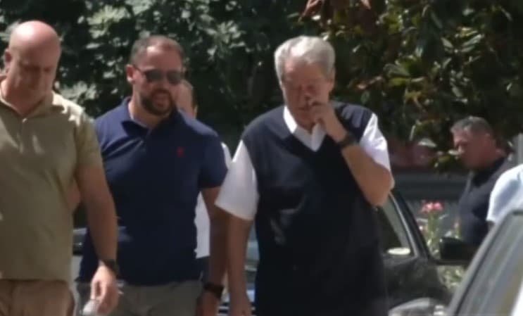 Për ngushëllime në familjen Avdia, përlotet Berisha: Ky akt u krye nga një njeri i qeverisë