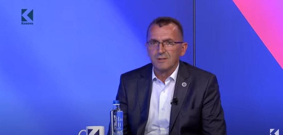 Zeqiri paralajmëron padi ndaj atyre që arrestuan policët pa pasur prova (VIDEO)