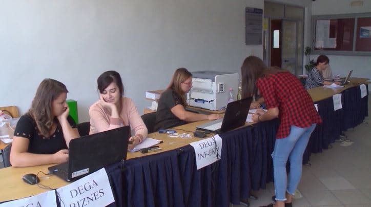 Nisin regjistrimet për në universitet e Shqipërisë