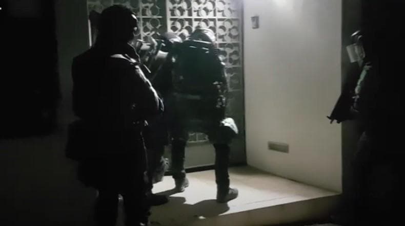 Shkatërrohet banda shqiptare në Spanjë, policia me ndërhyrje speciale (VIDEO)