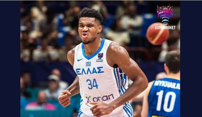 Greqia mposht Ukrainën, Antetokounmpo i pandalshëm