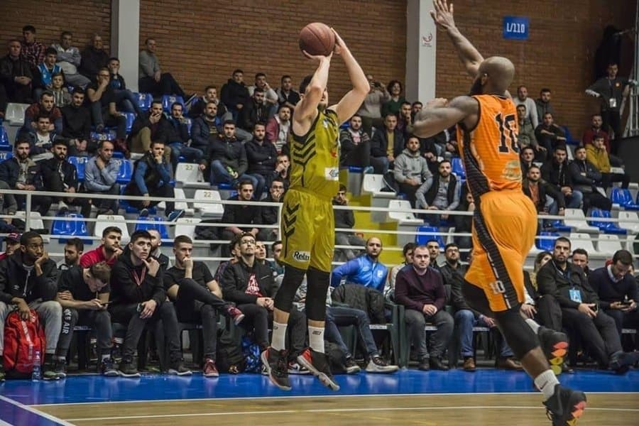 Basketboll, duele interesante në xhiron e katërt