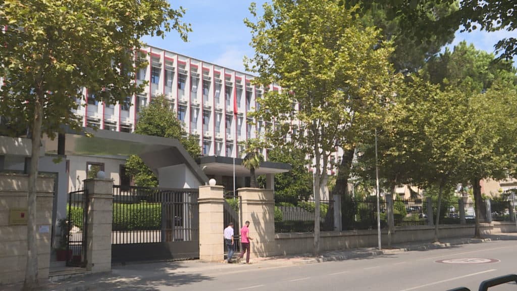 Rusia shpall aneksimin, Ministria e Jashtme shqiptare: Nuk e njohim, të rreme dhe në shkelje të së drejtës