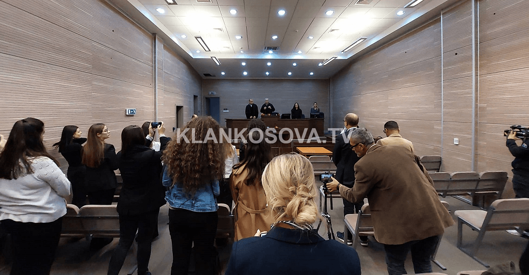 Rigjykimi: Ish-ministri Ivan Todosijeviq dënohet me 1 vit burgim