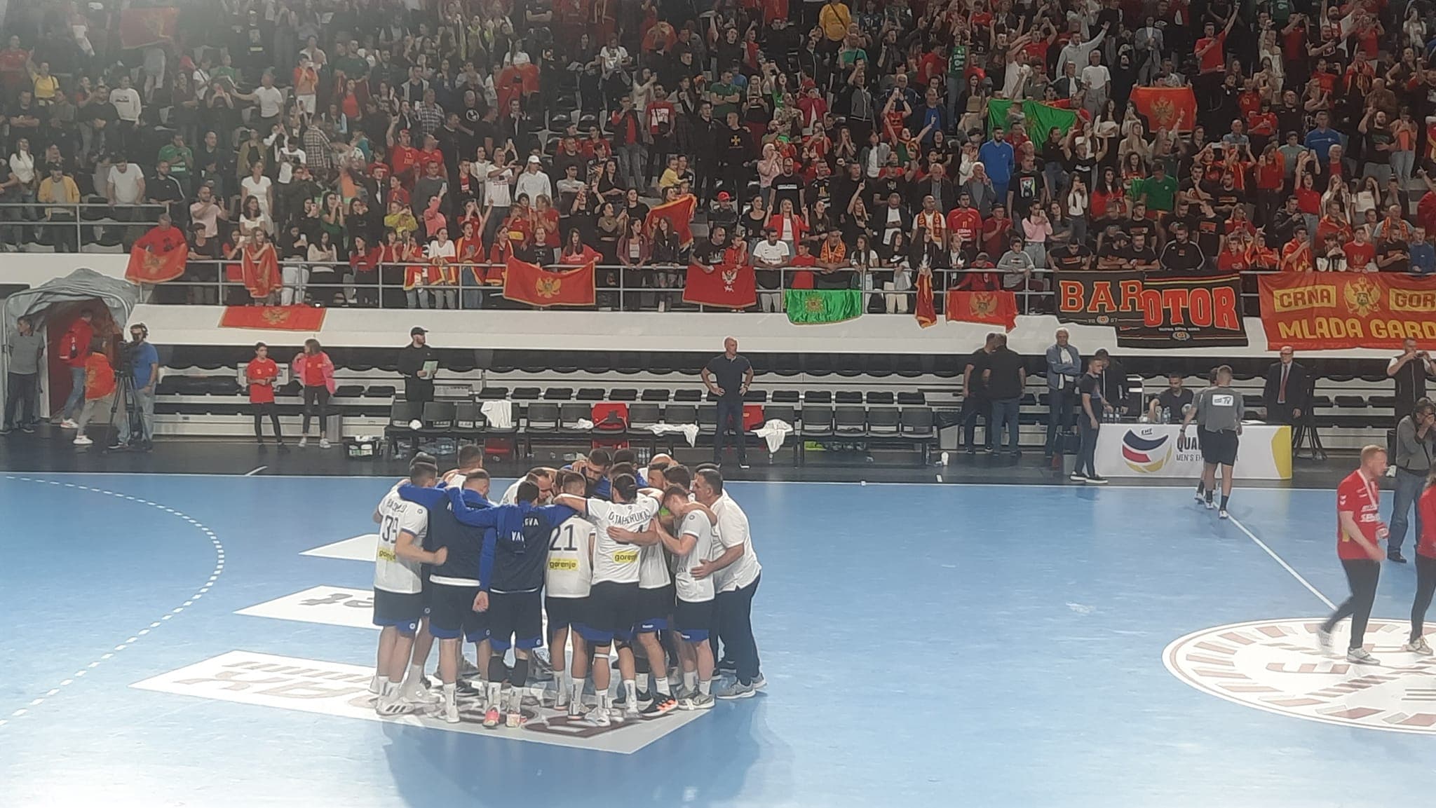 Hendboll, Kosova mposhtet nga Mali i zi