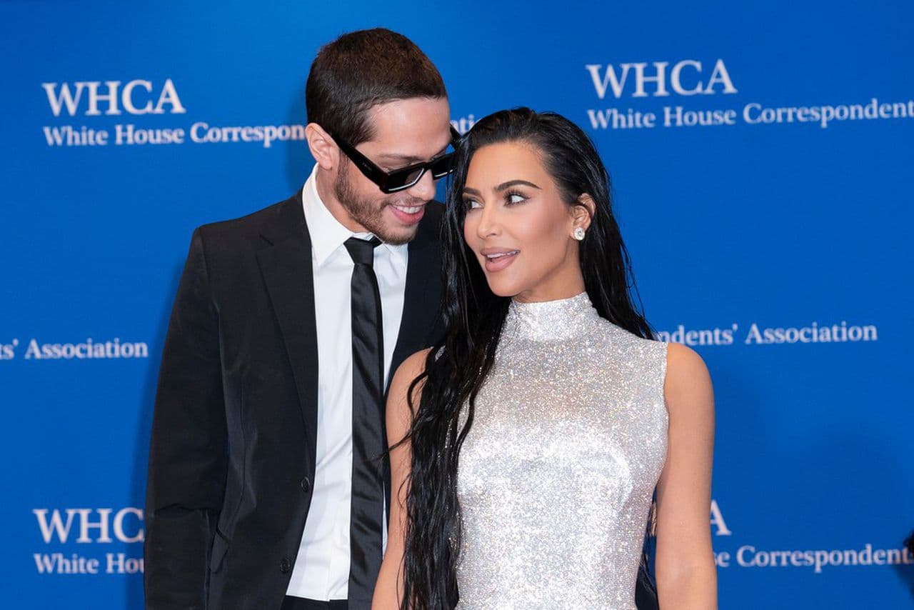 Kim Kardashian ribashkohet me Pete Davidson?
