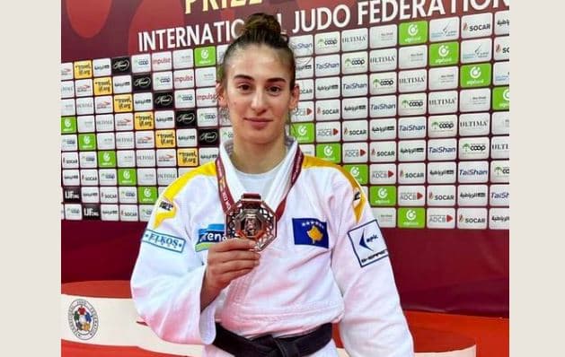 Driton Kuka reagon pas medaljes së argjendtë të Nora Gjakovës