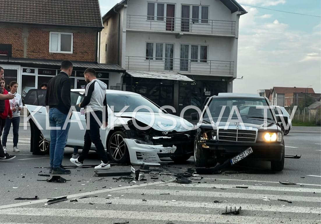 Lëndohet një person si pasojë e aksidentit mes dy veturave në Ferizaj