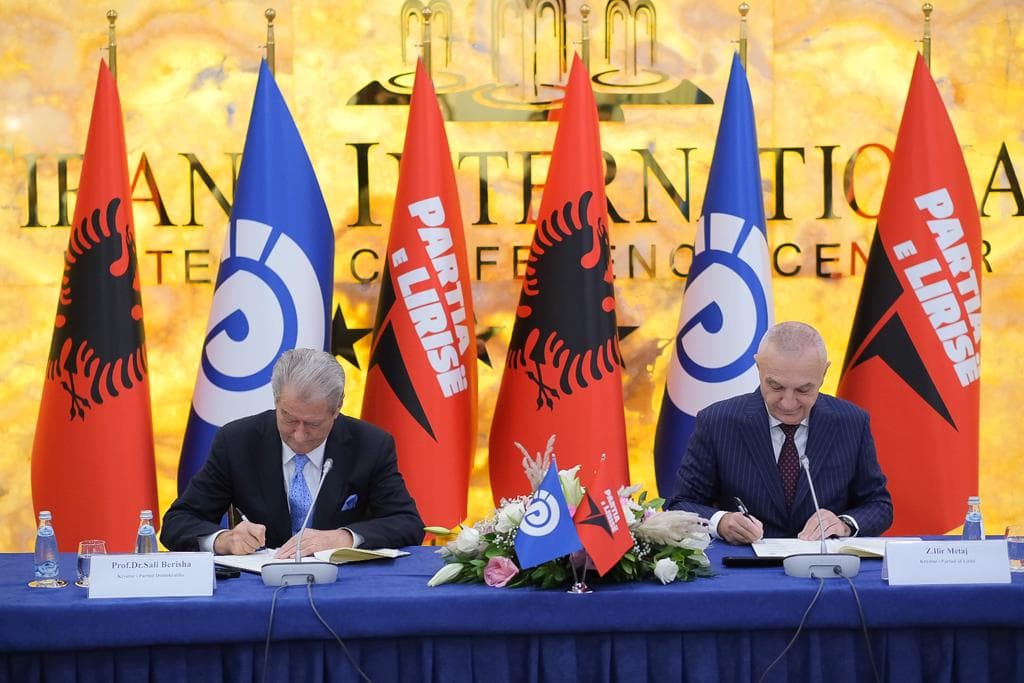 Berisha dhe Meta firmosin marrëveshjen paraelektorale
