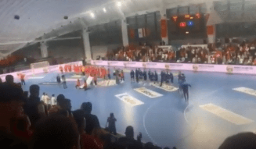 Tifozët malazezë duatrokasin derisa intonohet himni i Kosovës në Podgoricë (VIDEO)