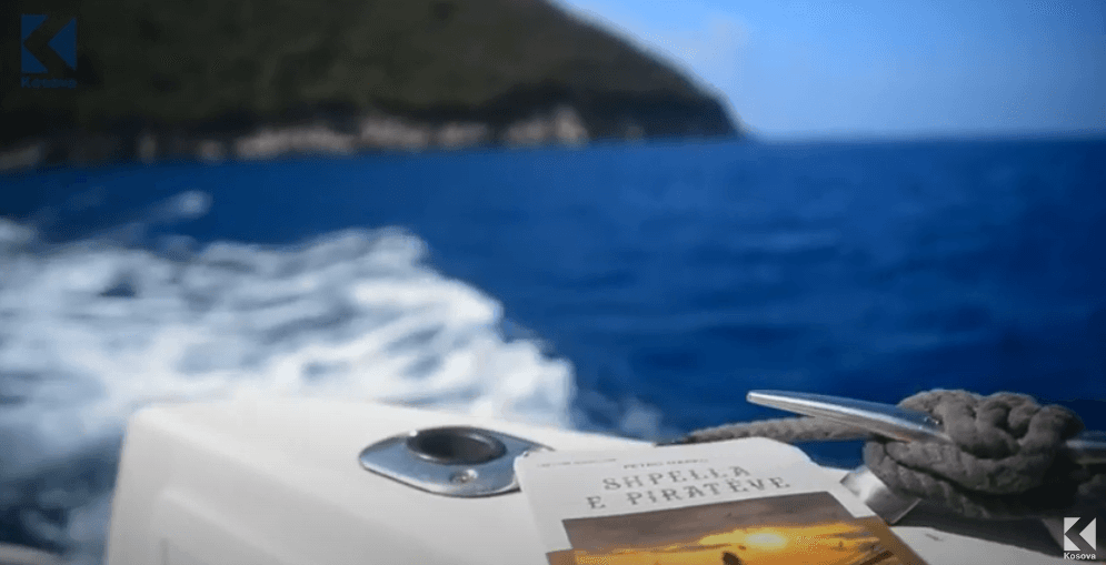 "Shpella e piratëve" nga Petro Marko (VIDEO)