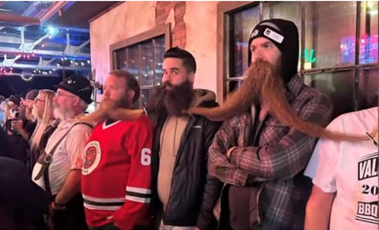 Zinxhiri i mjekrës 45-metërshe thyen rekordin botëror Guinness (VIDEO)