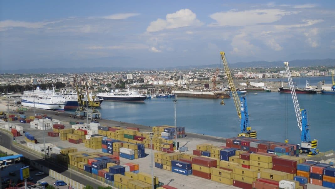 Sekuestrohen mbi 33 kilogramë kokainë në kontejnerin me banane në Durrës
