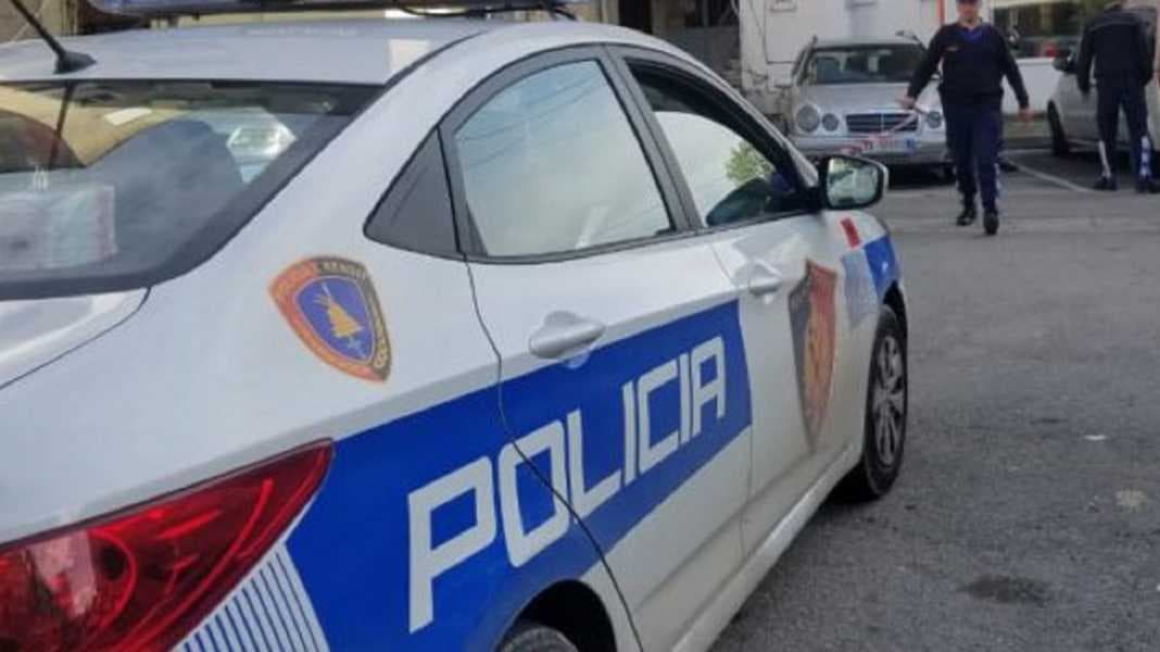 Berat: Ngacmoi seksualisht nxënësen e mitur, nis procedimi penal për mësuesin 62-vjeçar