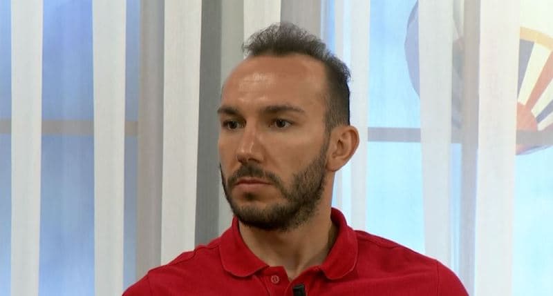 Fizioterapeuti Meqikukiqi: Fizioterapia ka një rol të rëndësishëm tek problemet e shputave të këmbëve (VIDEO)