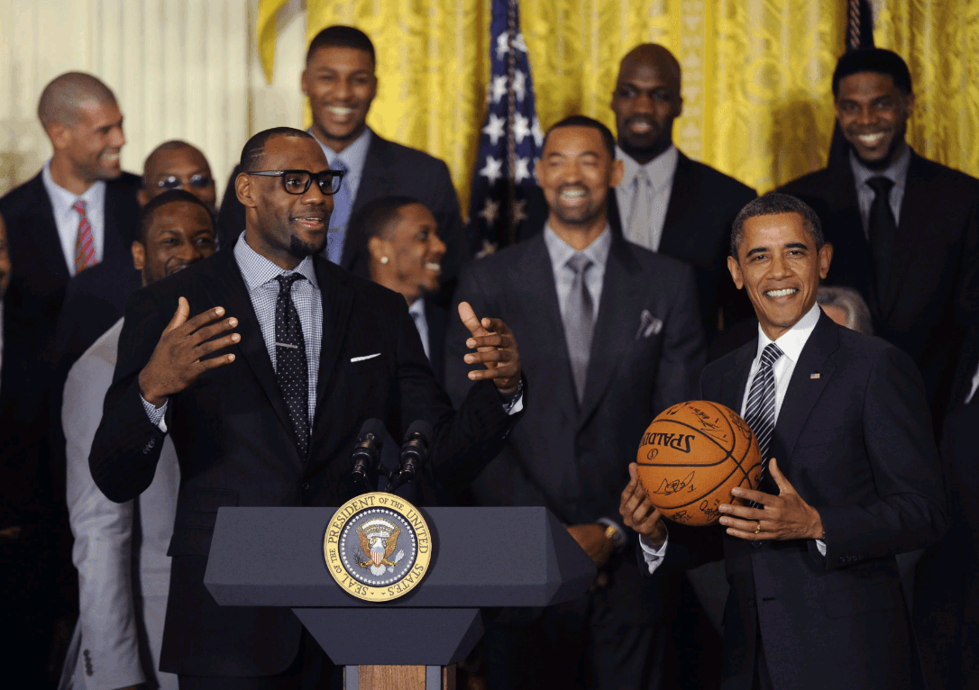 Barack Obama pritet të jetë pronar i ekipit të famshëm në NBA