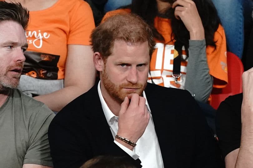 Princi Harry shpallet njëri ndër “leshkuqët më seksi” në botë