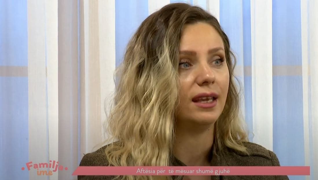 Psikologia tregon se kur është koha ideale që fëmijët të mësojnë gjuhët e huaja (VIDEO)
