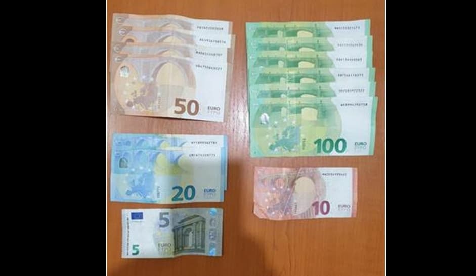 Prizrenasi i gjen 850 euro, i dorëzon në polici