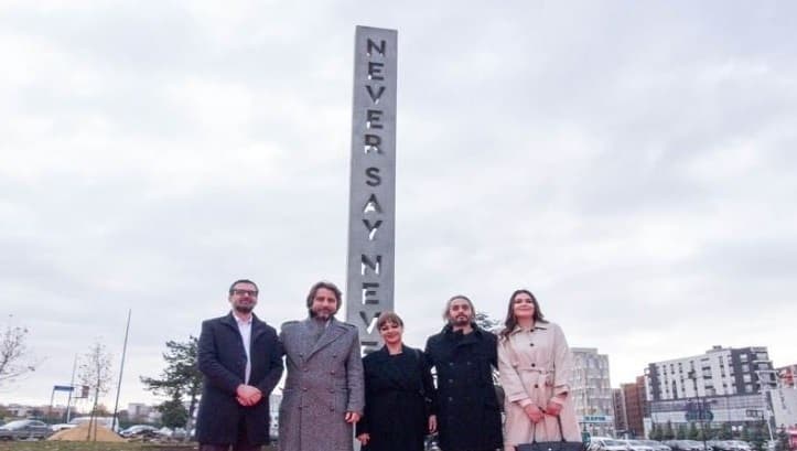 Vepra "Never Say Never" inaugurohet në parkun "Adem Demaçi"