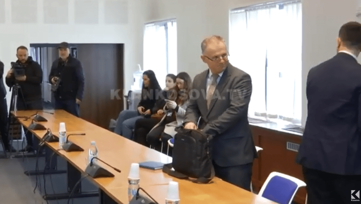 Aplikimi i Kosovës në BE, Bislimi merr rrugë drejt Brukselit (VIDEO)