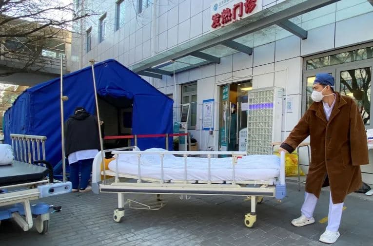 Raporti njëditor i rasteve me COVID në Kinë arrin në 37 milionë