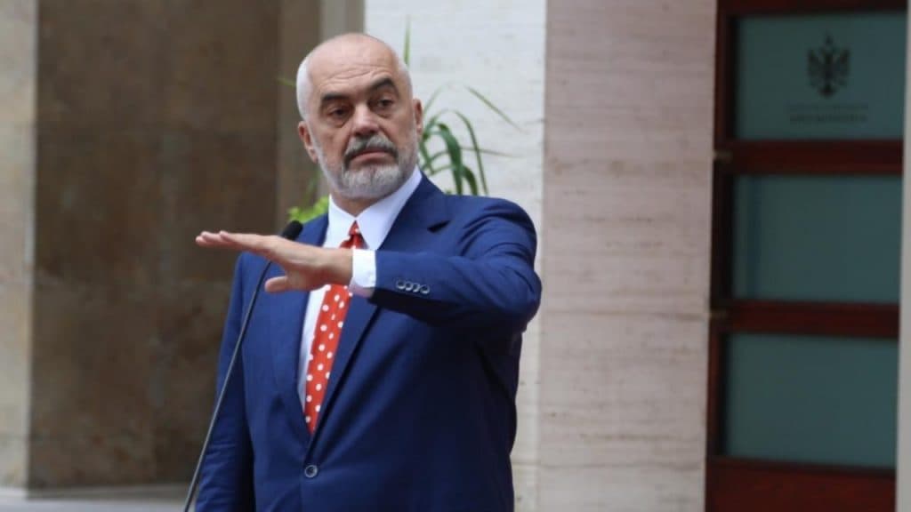 Rama: Doli kuptimi i ri i barrikadës, pas 434 vjetësh hyri në listën e mjeteve të protestës paqësore