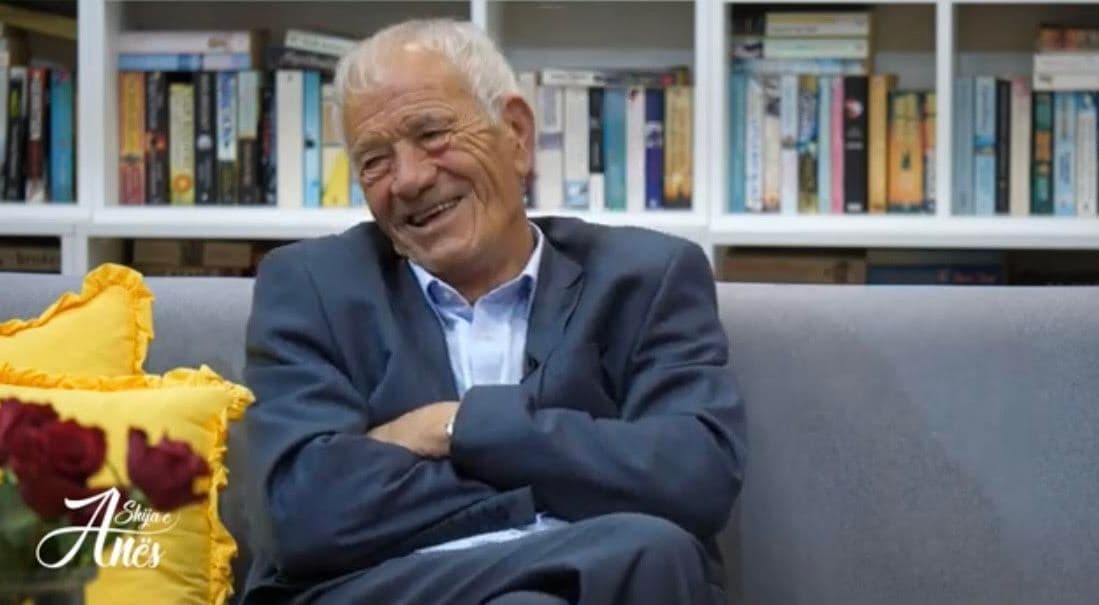 Si ta kthejmë lumturinë? Flet Daut Demaku (VIDEO)
