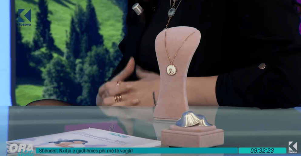 Neonatologjia pritet të bëhet me pompën e parë të gjirit (VIDEO)