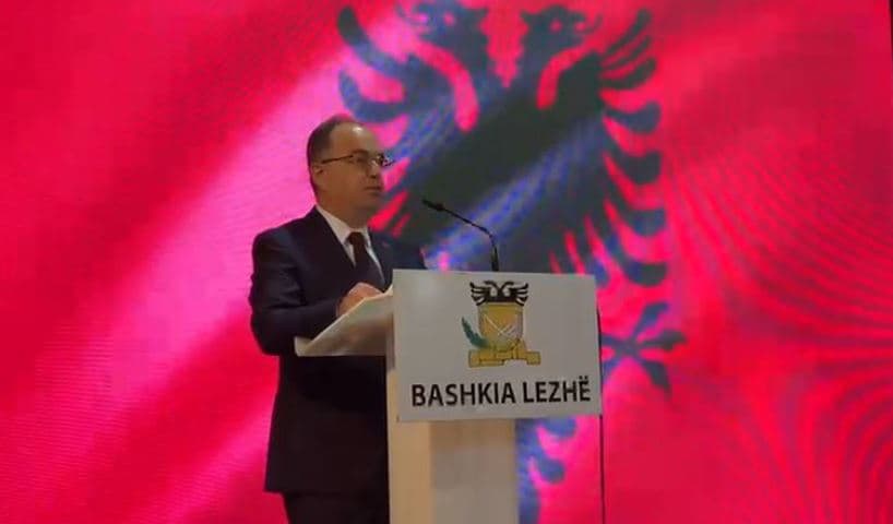 Begaj i reagon ministrit britanik për emigrantët: Dështimet mos i fshihni pas shqiptarëve!