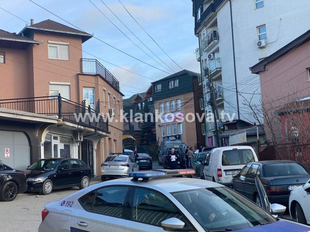 Gjendet e vdekur në rrugë një grua në Prishtinë