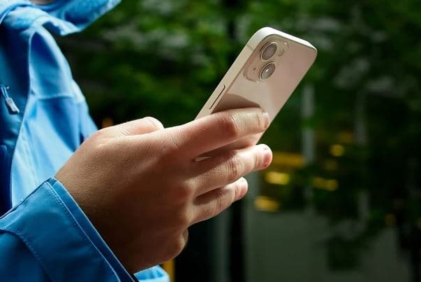 Lezha dhe Durrësi me papunësinë më të lartë disponojnë më shumë iPhone dhe iPad