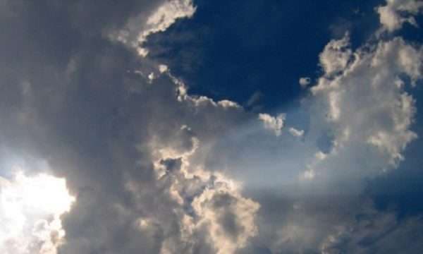 Moti në vikend, e diela parashihet të jetë më e ftohët