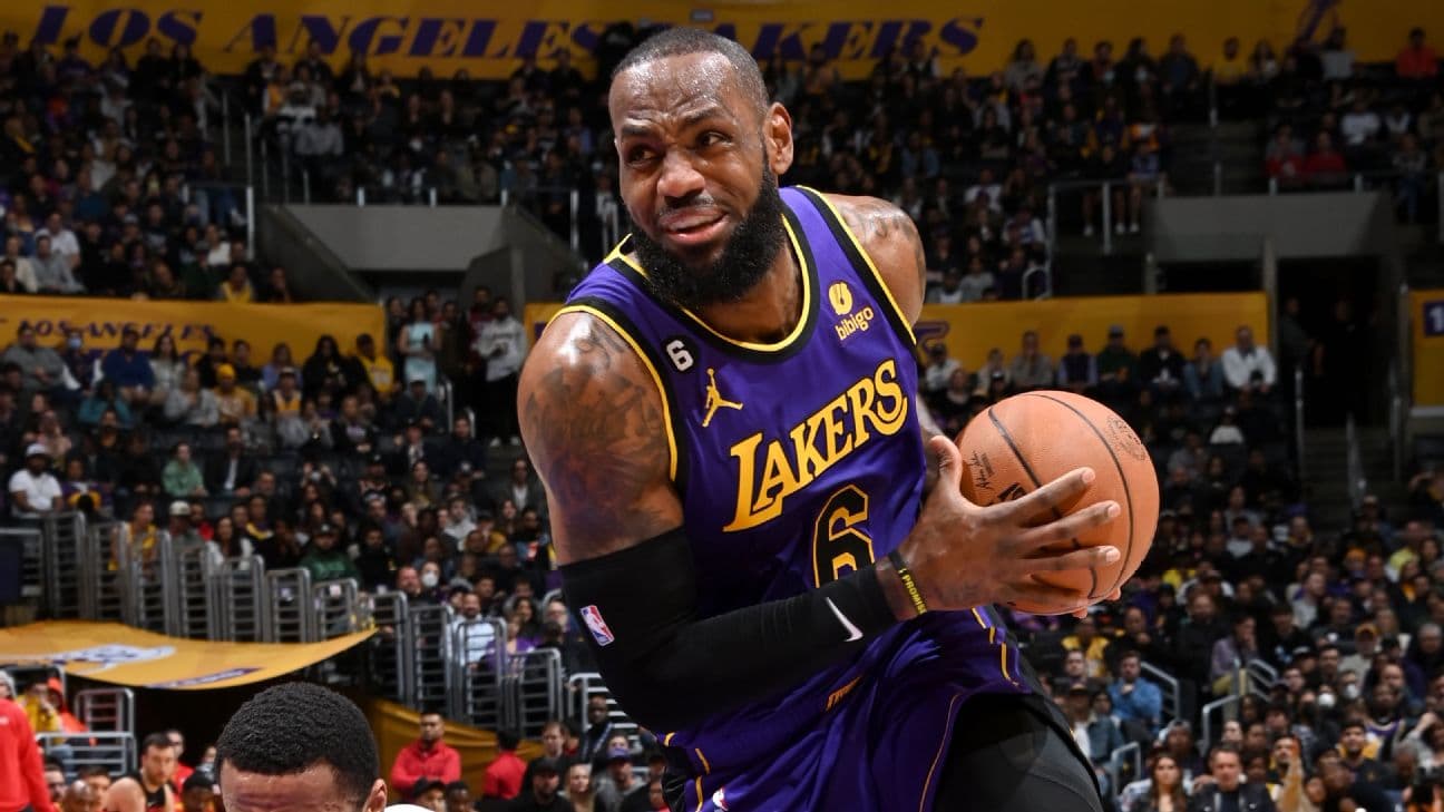 Lakers fitojnë edhe ndeshjen e katërt me radhë, shkëlqen James