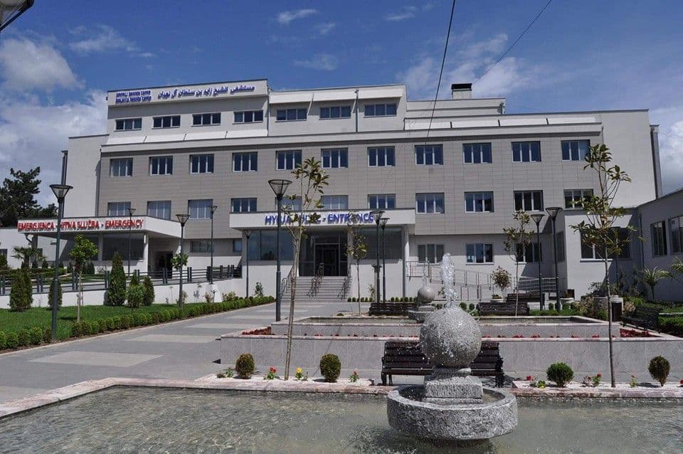 Ndalohen për 48 orë dy kirurgët në Vushtrri, urdhërohet edhe arrestimi i të tretit