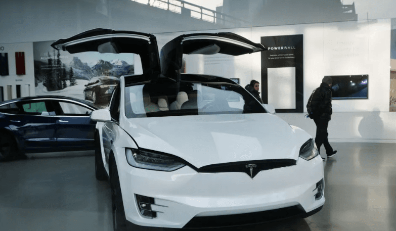 Tesla prodhoi 1.3 milionë vetura gjatë 2022-ës