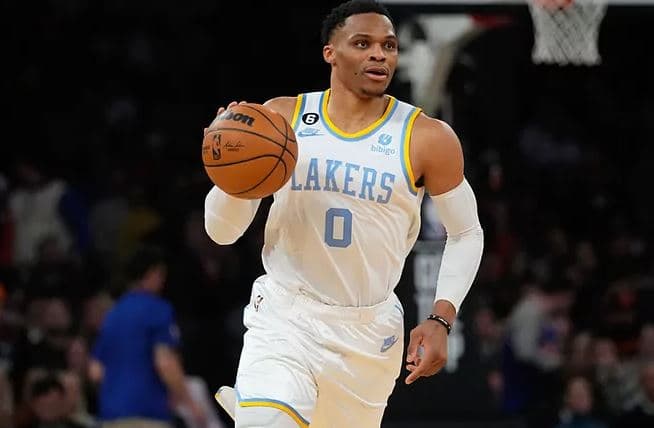 Russell Westbrook do të vazhdojë karrierën te Clippers