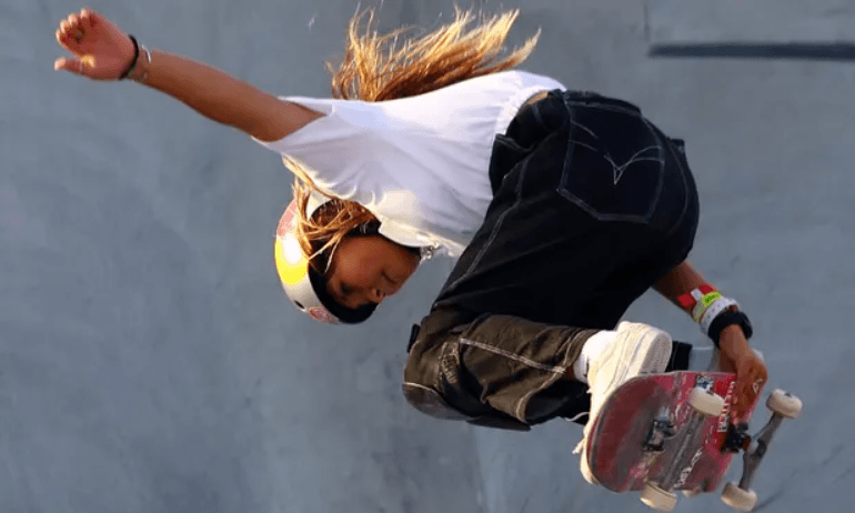 Sky Brown bëhet kampionia e parë britanike në skateboardin botëror