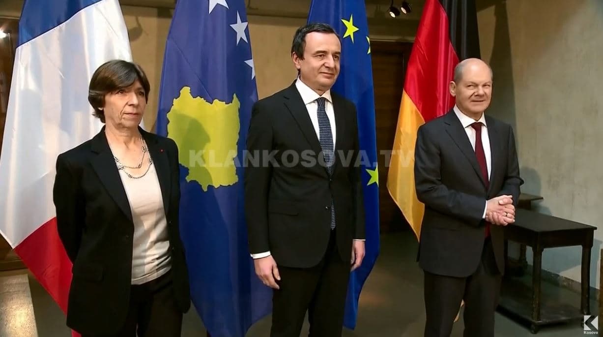 Kurti e Vuçiq përgatiten në Mynih për takimin në Bruksel (VIDEO)