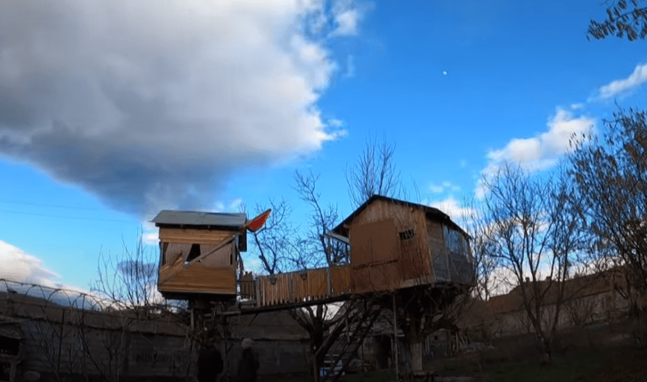Shtëpia lëvizëse e Shpend Nuraj (VIDEO)