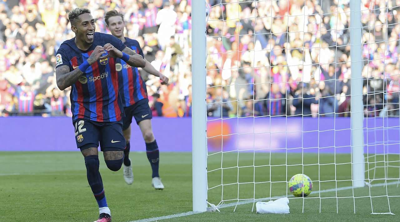 Barcelona mezi fiton ndaj Valencias, i ik Realit 10 pikë