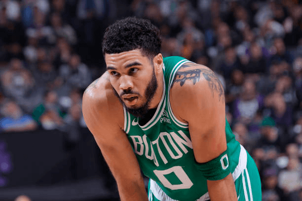 Tatum lider i Celtics në fitoren ndaj Kings (VIDEO)
