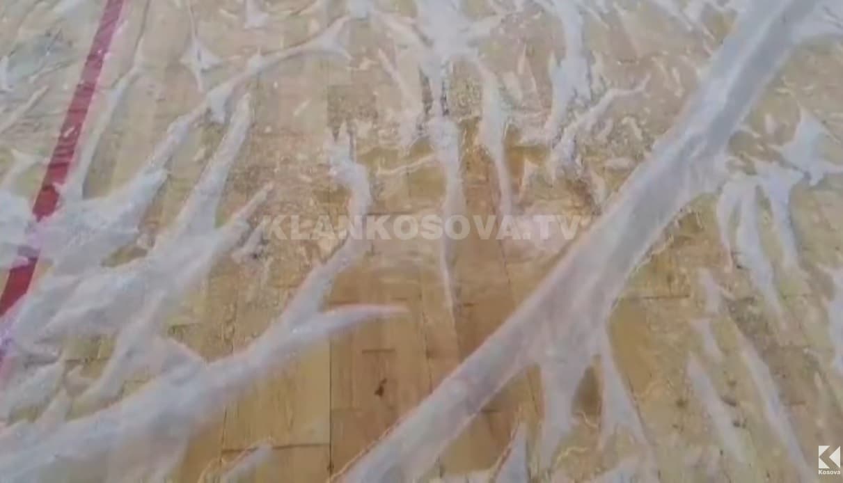 Palestra sportive e Istogut në gjendje të mjerueshme (VIDEO)